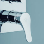 16361-juego-mezclador-monocomando-para-ducha-y-tina-flow_imagen-producto-secundaria_19-14