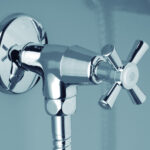 16381-llave-individual-con-ducha-manual-spray-crux_imagen-producto-secundaria_19-14