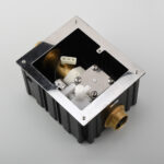 21887-fluxometro-electronico-para-inodoro---funcionamiento-dual-acdc_imagen-producto-extras_12-